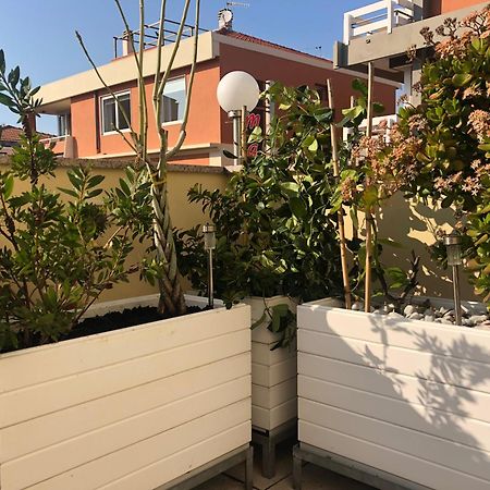 B&B Borgo Marina Бордігера Екстер'єр фото