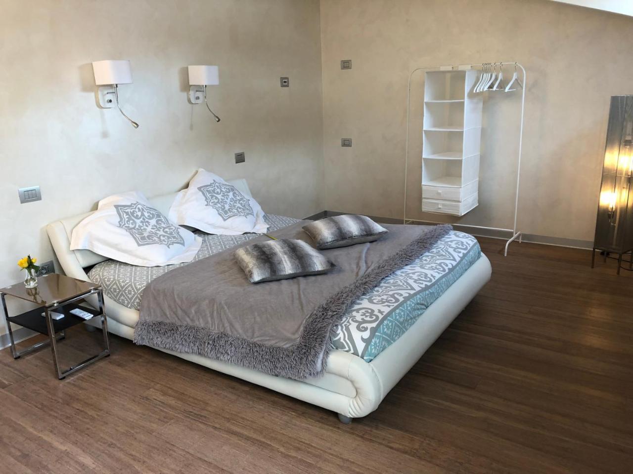 B&B Borgo Marina Бордігера Екстер'єр фото